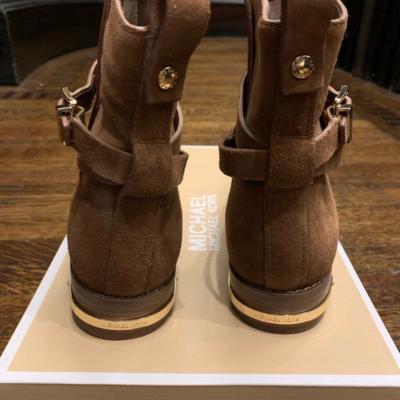 Michael Kors booties size 6.5 - Picture 5 of 5